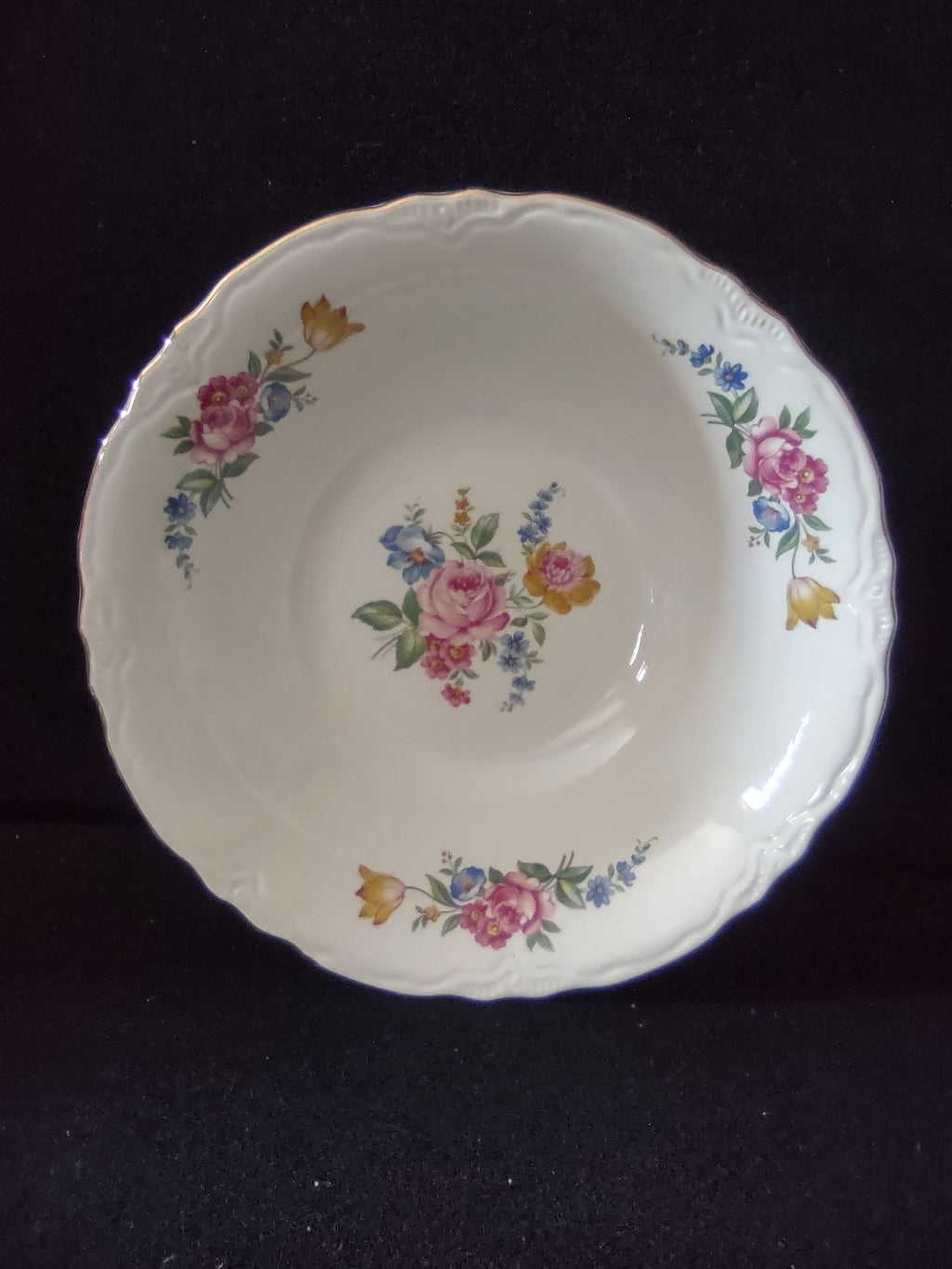 Vintage floral bouquet serving bowl - gold rim detail and floral pattern on interior rim