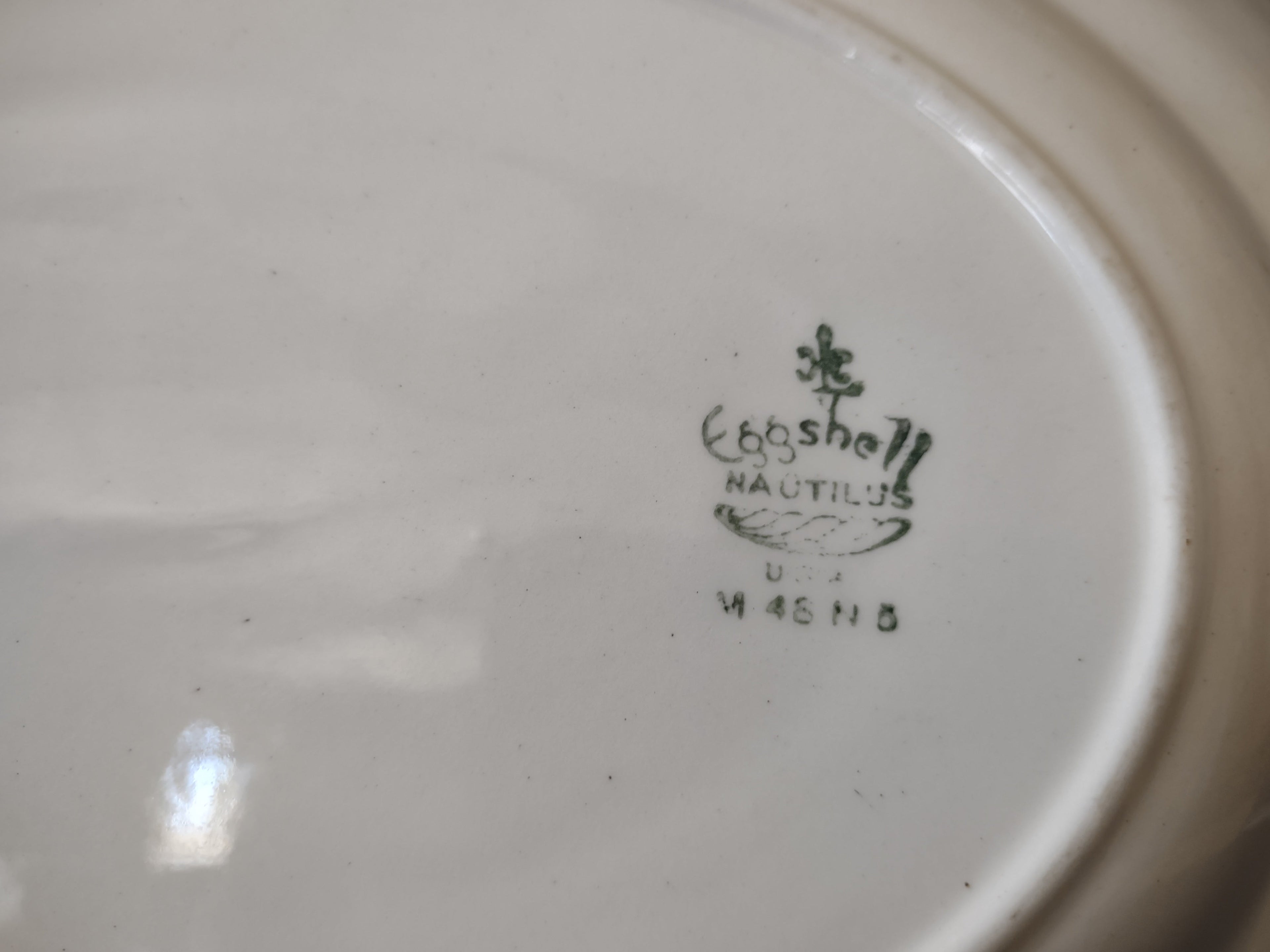 Backstamp: Eggshell Nautilus, USA, W45NB by Homer Laughlin