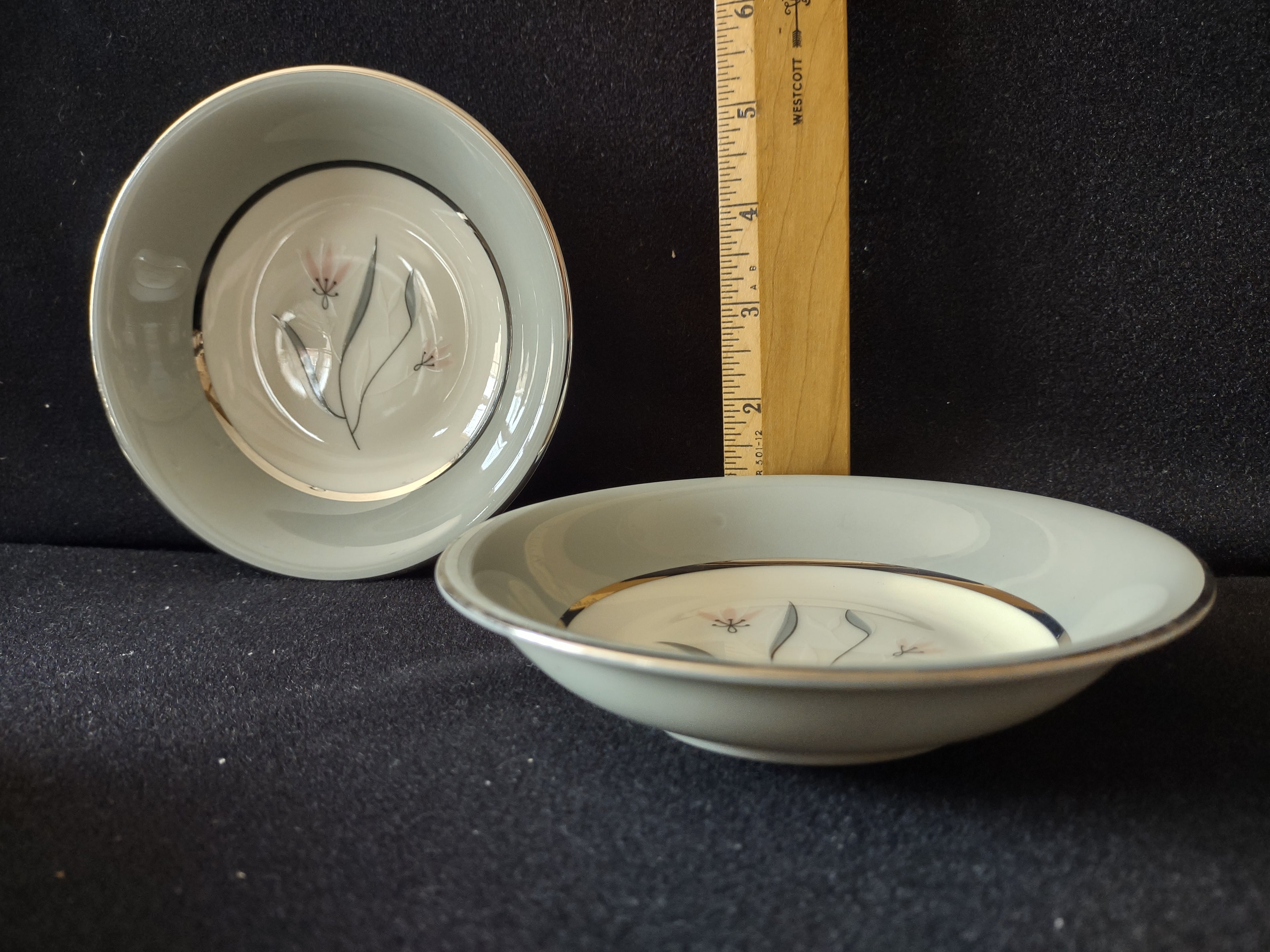 Vintage Castleton China Flair Berry Bowl Set of 7 Gray & Pink [7060]