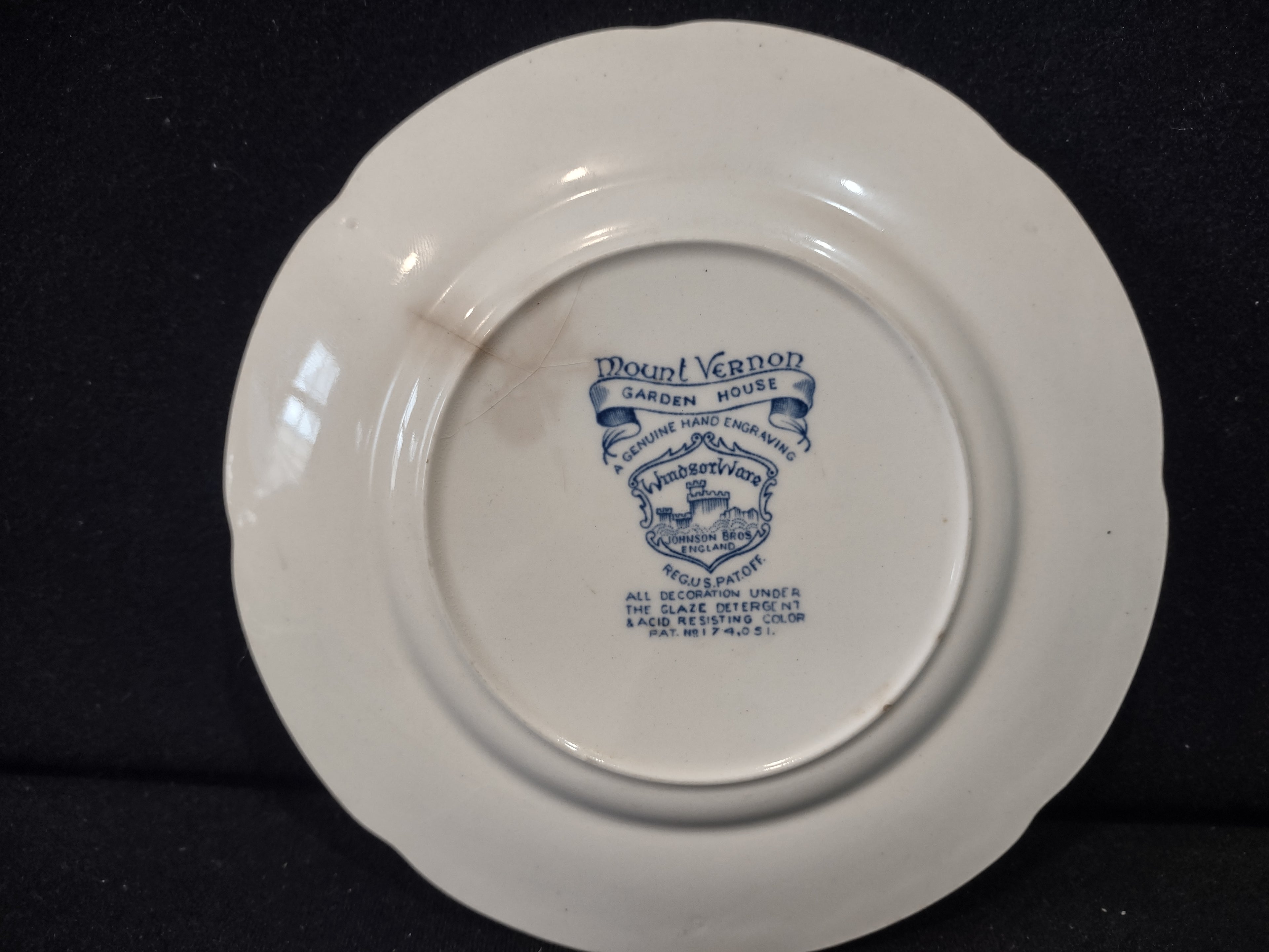 Vintage Johnson Bros Windsor Ware Mount Vernon Garden House Blue Plate IMPERFECT [7067]