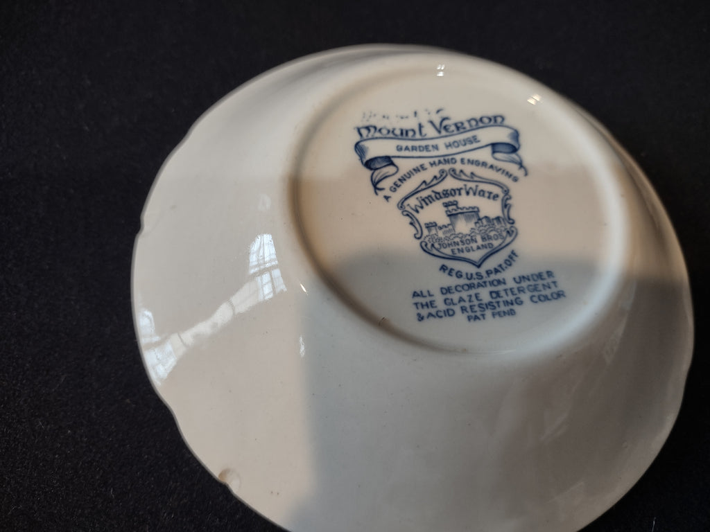 Vintage Johnson Bros Windsor Ware Mount Vernon Garden House Blue Berry Bowl [7068]