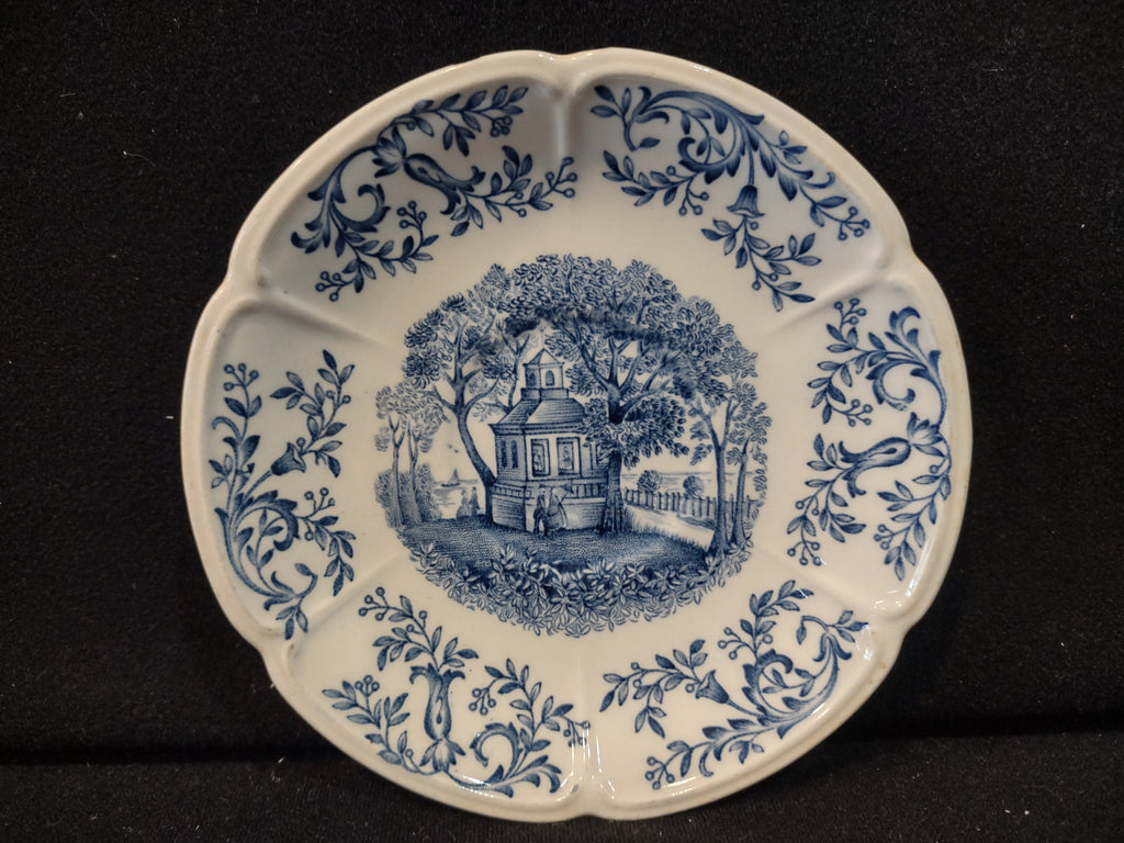 Vintage Johnson Bros Windsor Ware Mount Vernon Garden House Blue Berry Bowl - front view