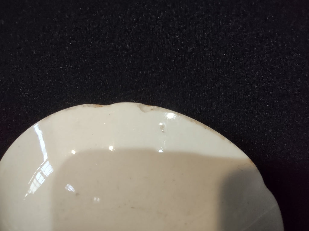 Vintage Johnson Bros Windsor Ware Mount Vernon Garden House Blue Berry Bowl - chip on rim detail