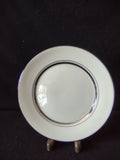 Oxford Bone China Lexington plate front view showing wide platinum band and accent ring
