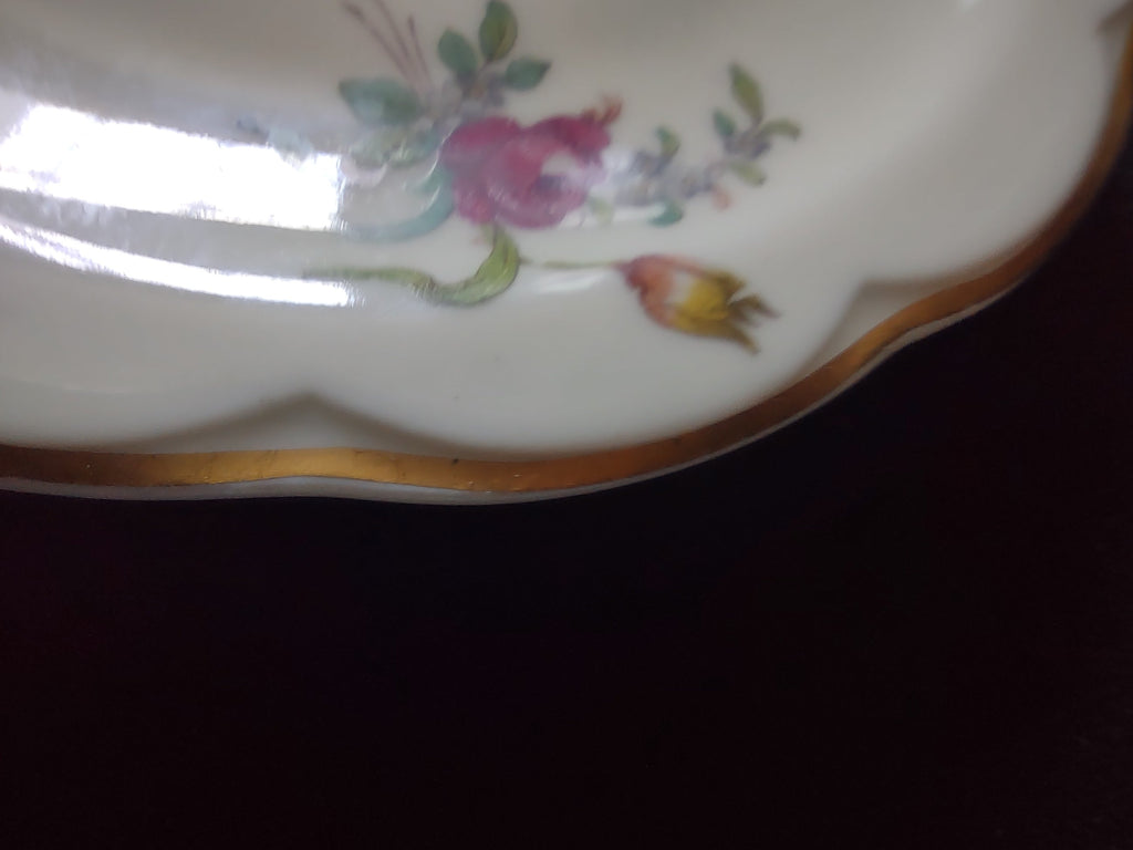 Theodore Haviland Limoges saucer scalloped rim and gold edge detail