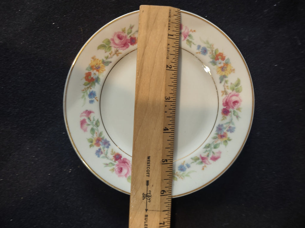 Vintage Syracuse China Cliftondale floral plate detail left