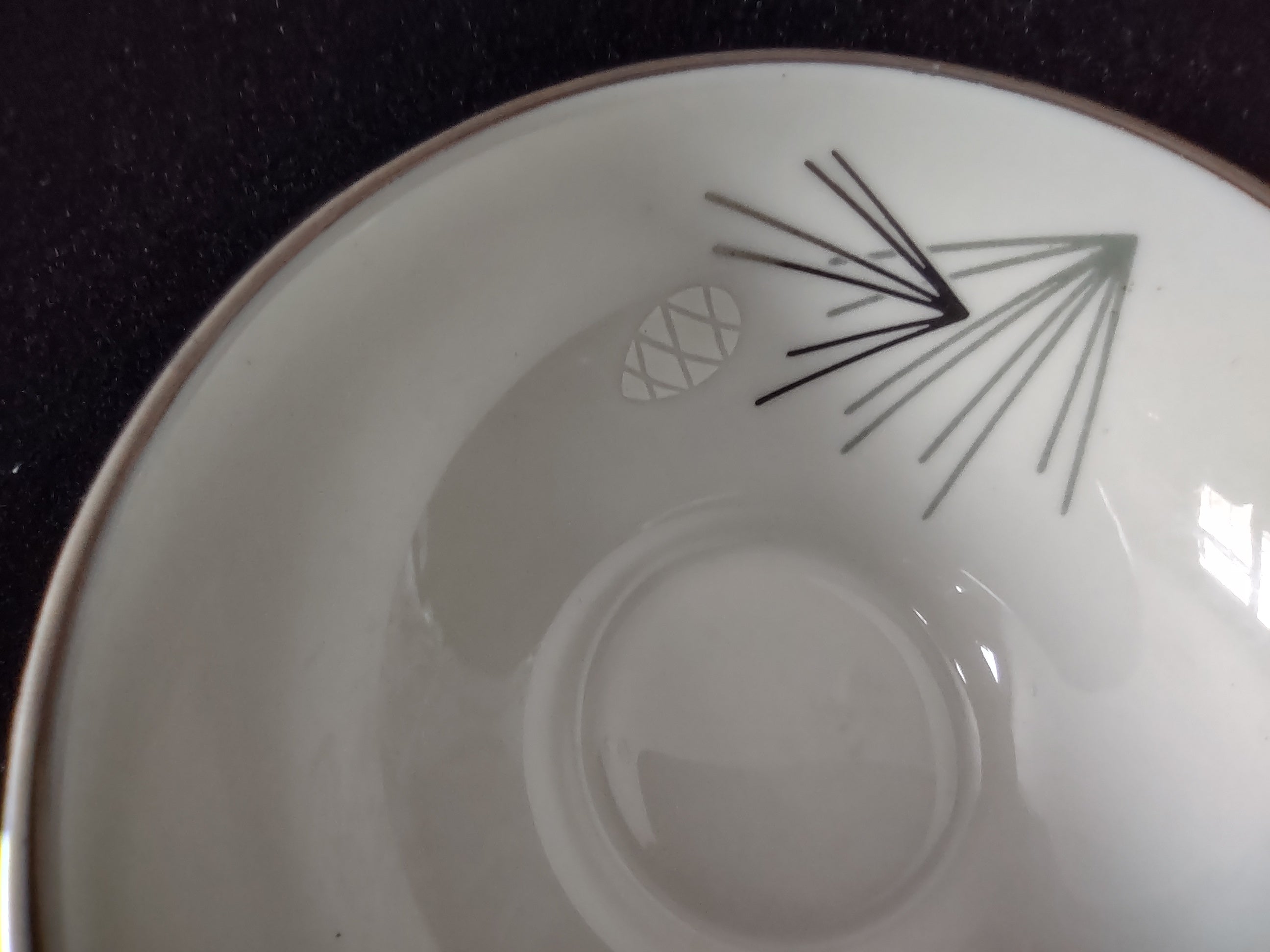 Franciscan Silver Pine cup interior view