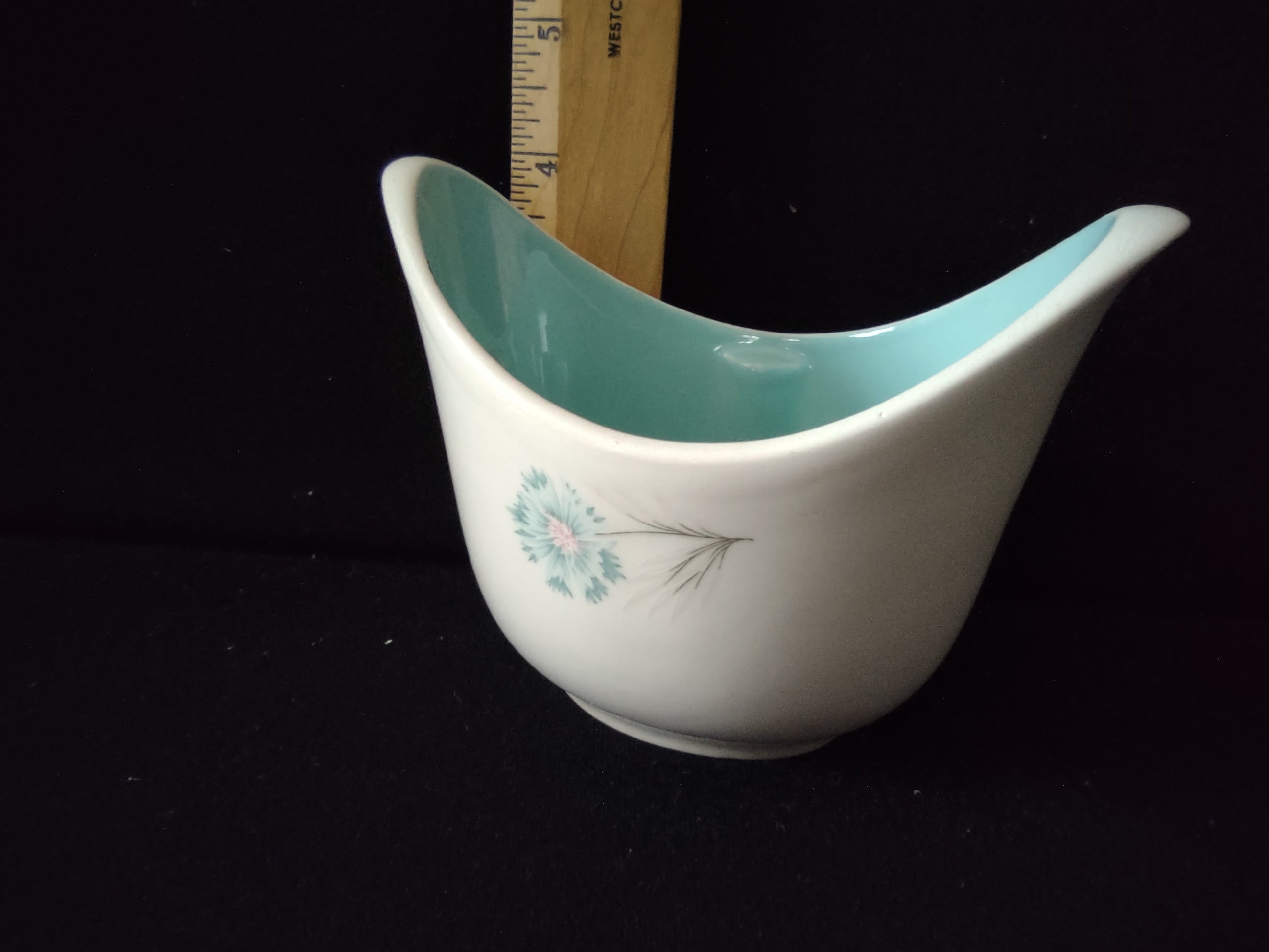 Vintage TST Boutonniere gravy boat base/backstamp