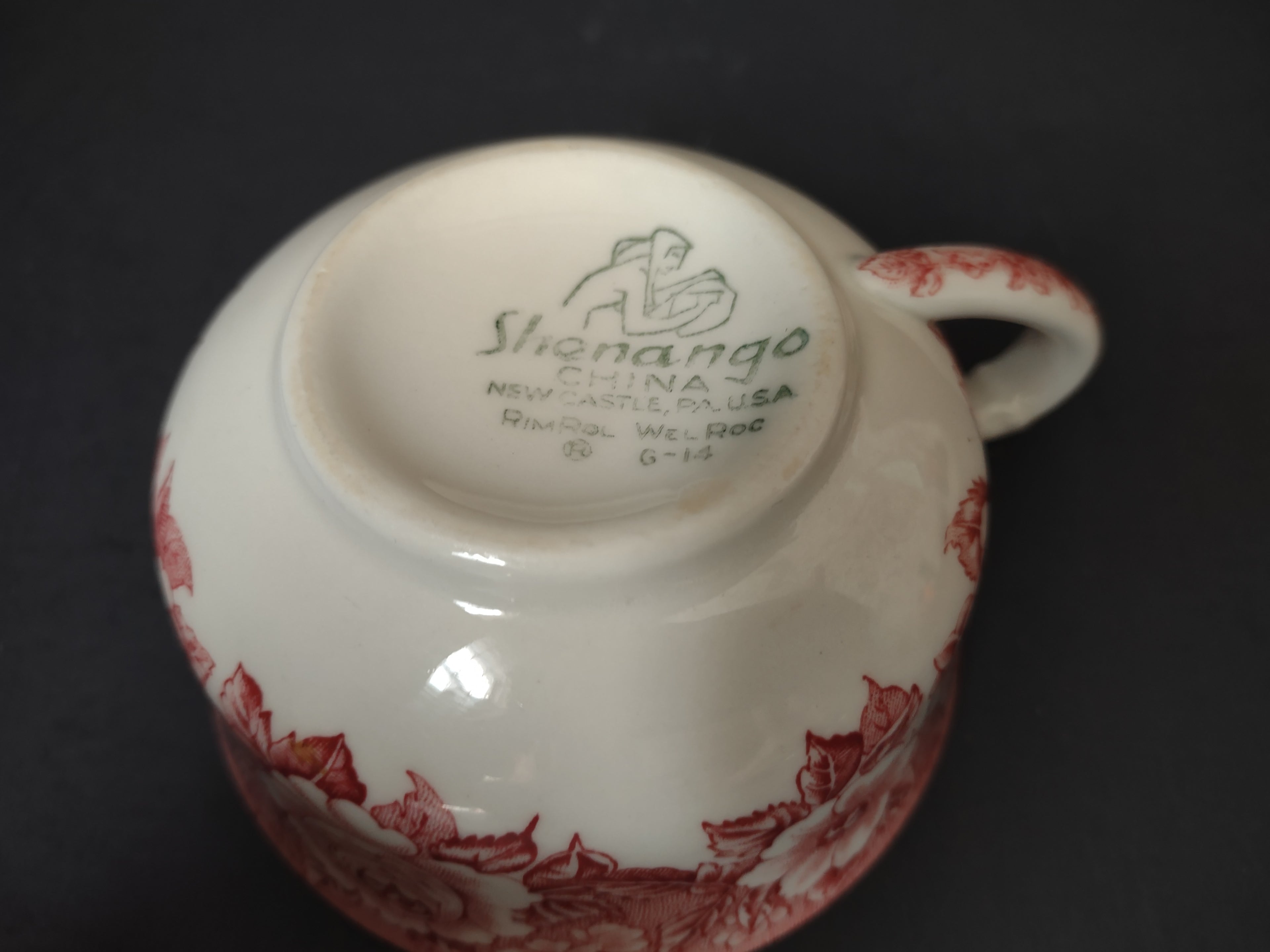 Vintage Shenango China Red Rose Transferware Teacup [7141]