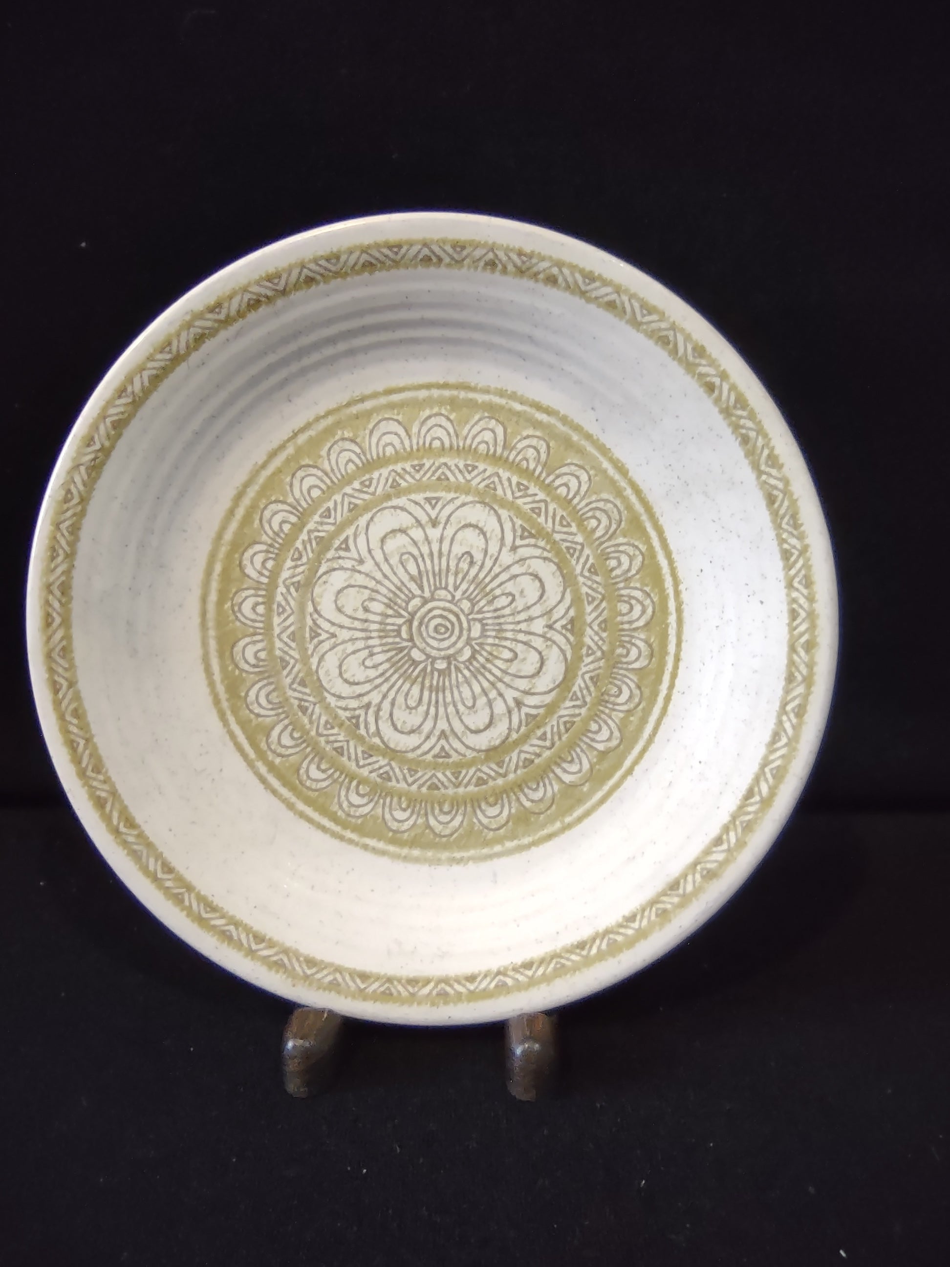Vintage Olive Green Mandala Medallion Stoneware Plate - back/bottom