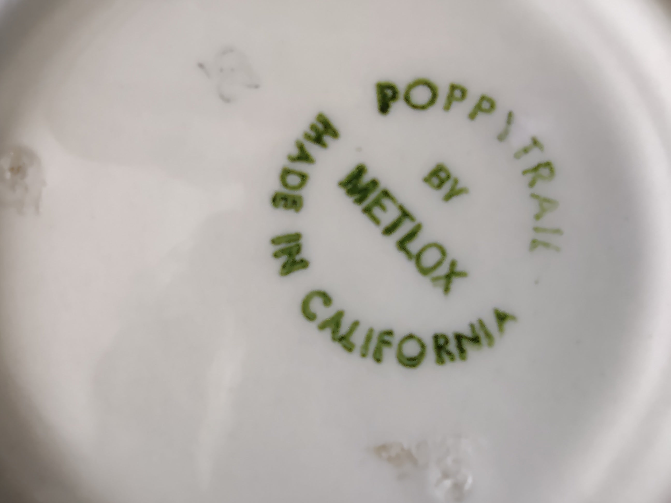 Metlox Poppytrail folk art sugar bowl - bird on flowering vine side