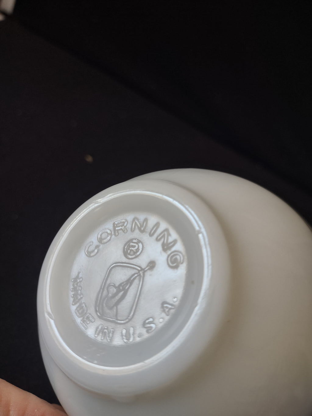 Vintage Corning White Milk Glass Green Stripe Diner Cup [7135]