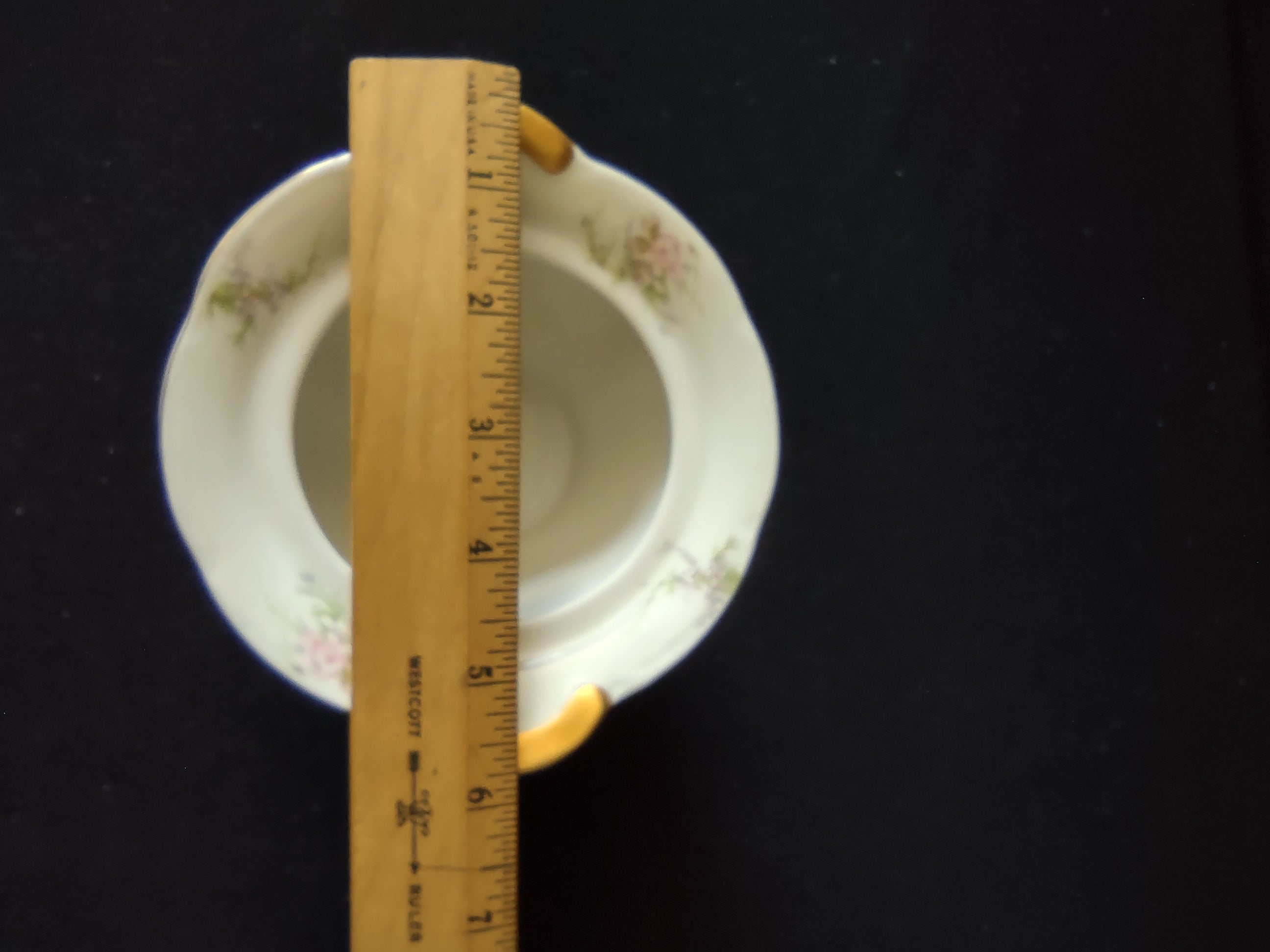 Theodore Haviland Rosalinde sugar bowl exterior showing pink floral pattern and crack