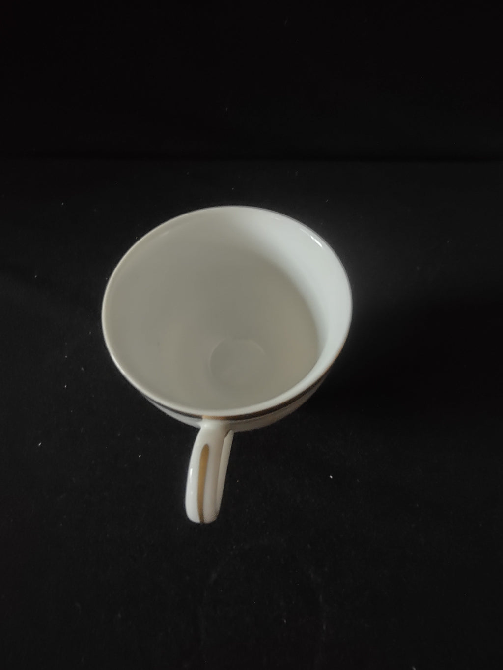 Gorham Golden Swirl Fine China teacup side view showing swirl pattern
