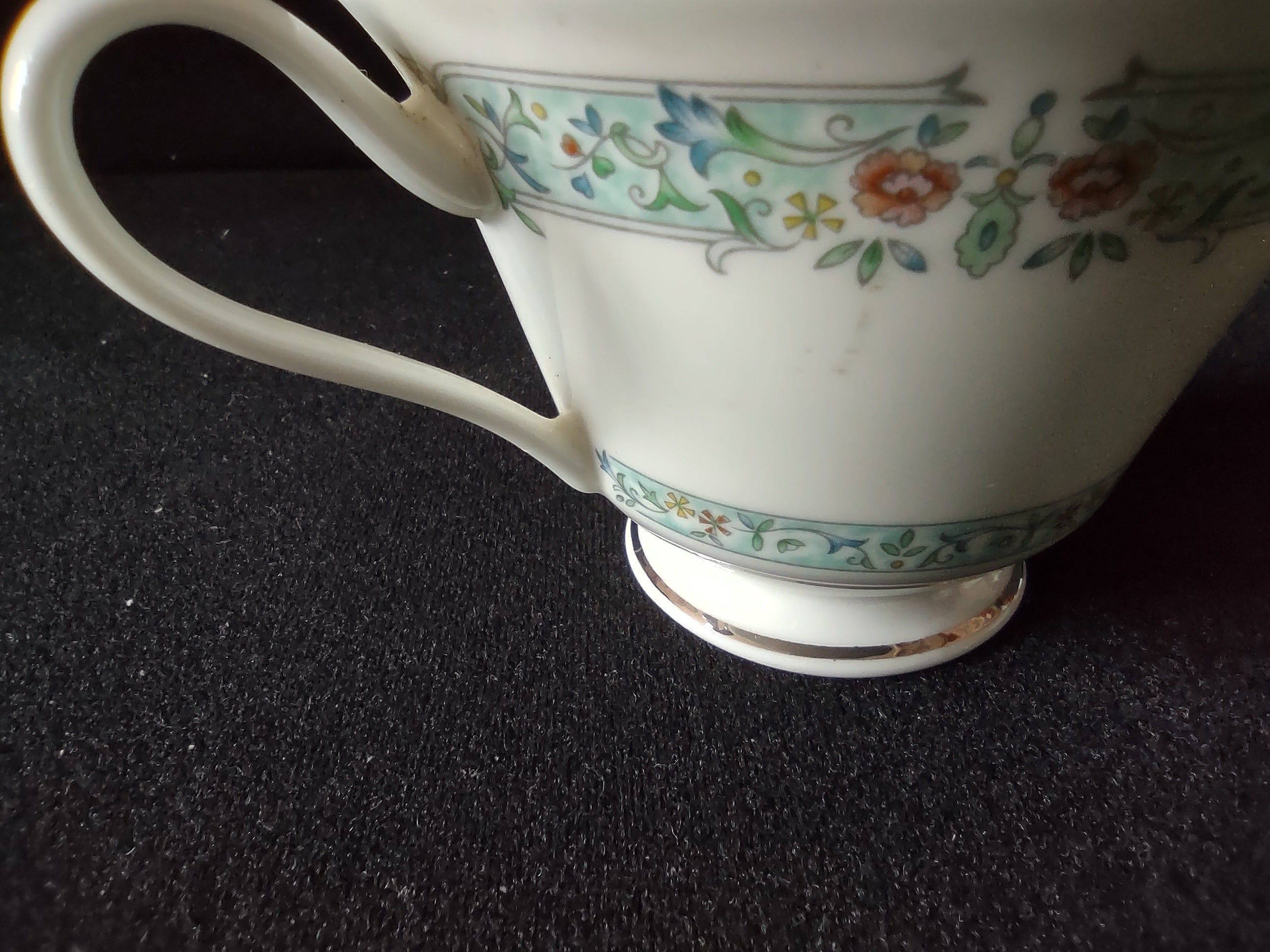 Oxford Bone China Lady Love teacup bottom backstamp view