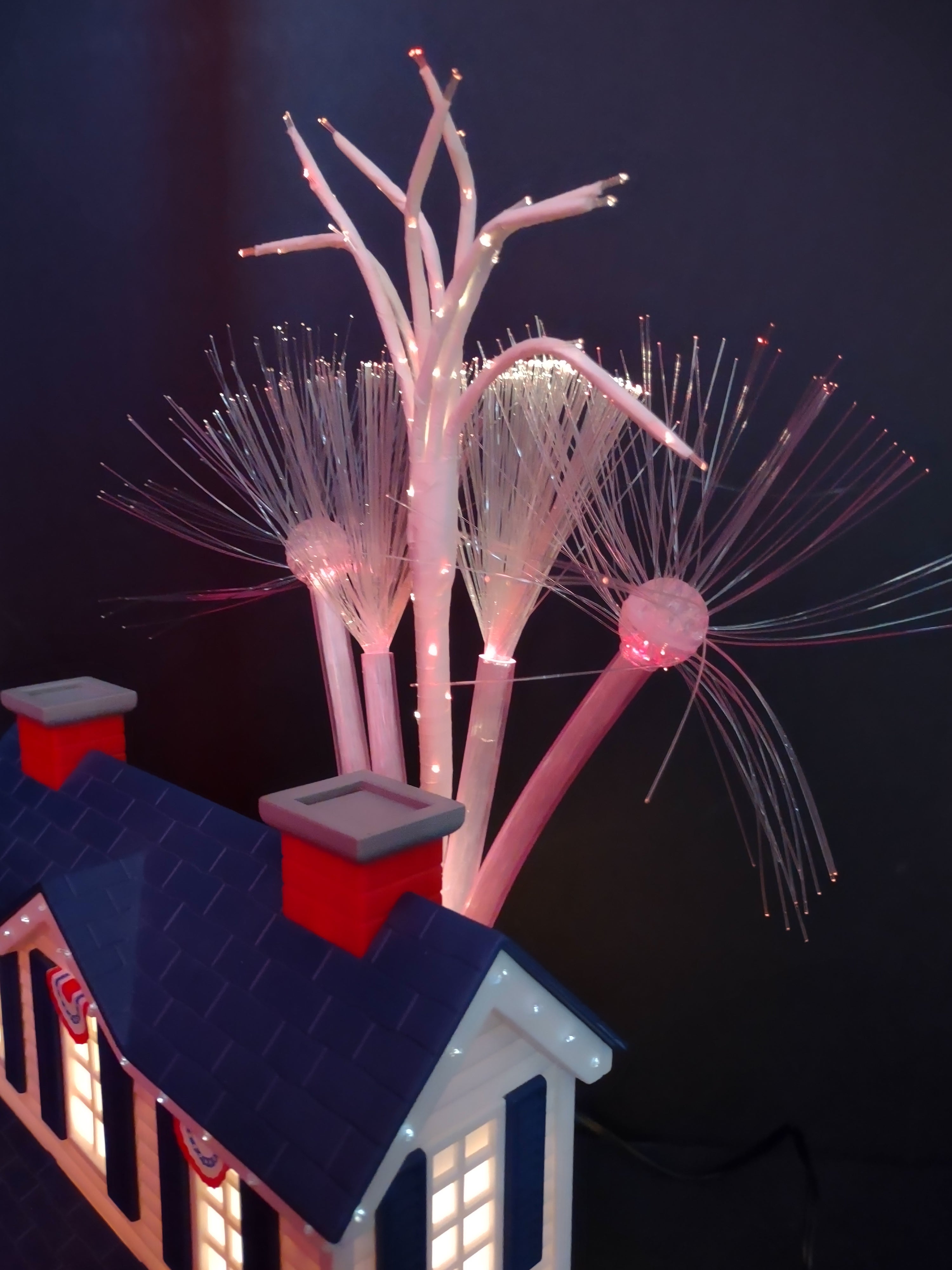 Vintage Patriotic Fiber Optic House Figurine Red White Blue [7213]