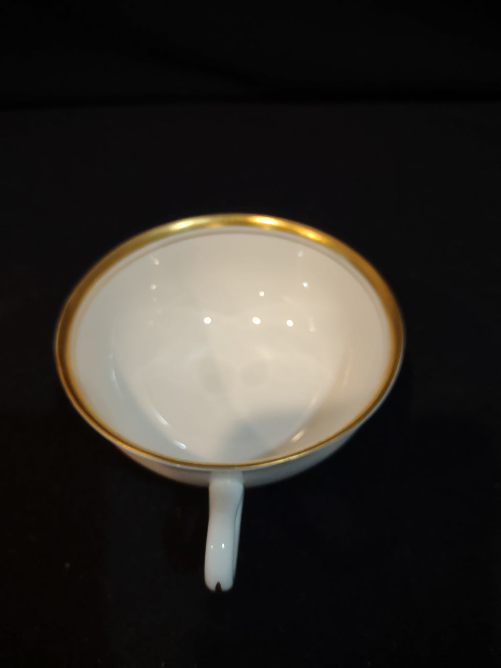 Bottom of Syracuse China footed tea cup