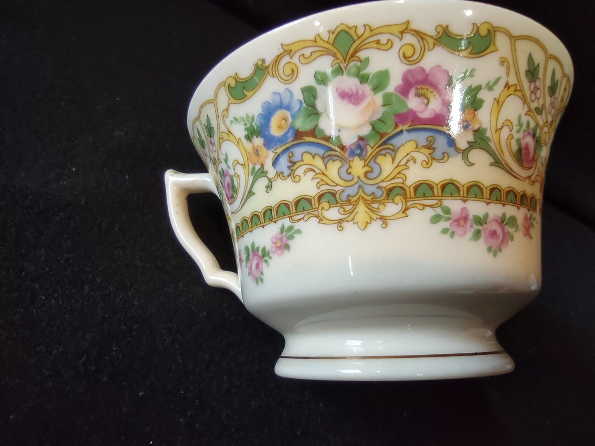 Vintage Gold Scroll Pink Rose Floral Footed Tea Cup - size reference with ruler