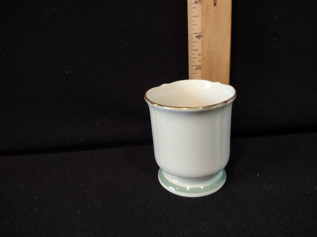 Vintage Frederik Lunning Lily of the Valley Footed Porcelain Cachepot - botanical motif side