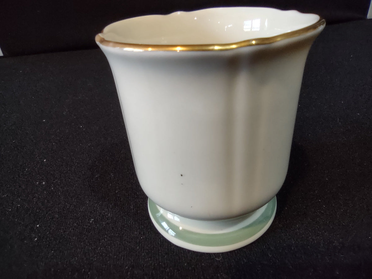 Vintage Frederik Lunning Lily of the Valley Footed Porcelain Cachepot - size reference with ruler