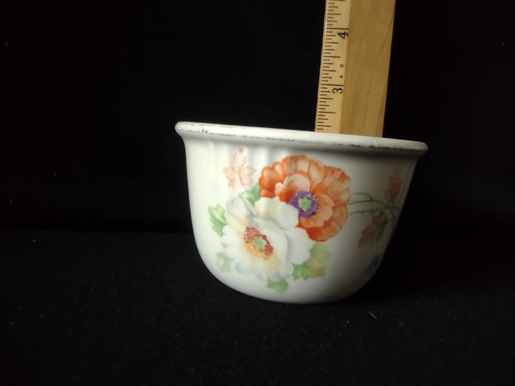Vintage Floral Ribbed Cup - side view showing ribbed body and tan discoloration patch