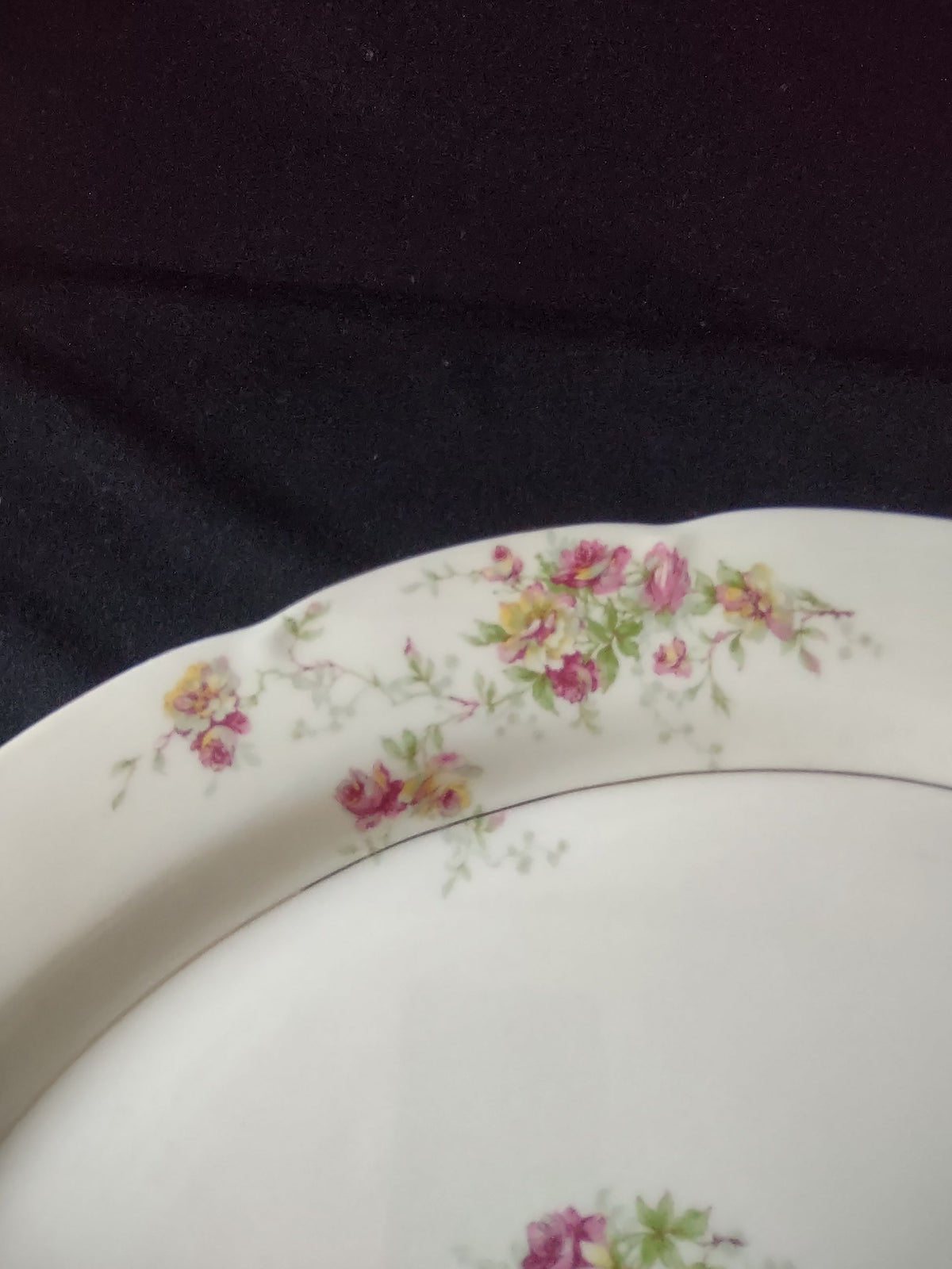 Theodore Haviland Dorset platter back view showing full oval form