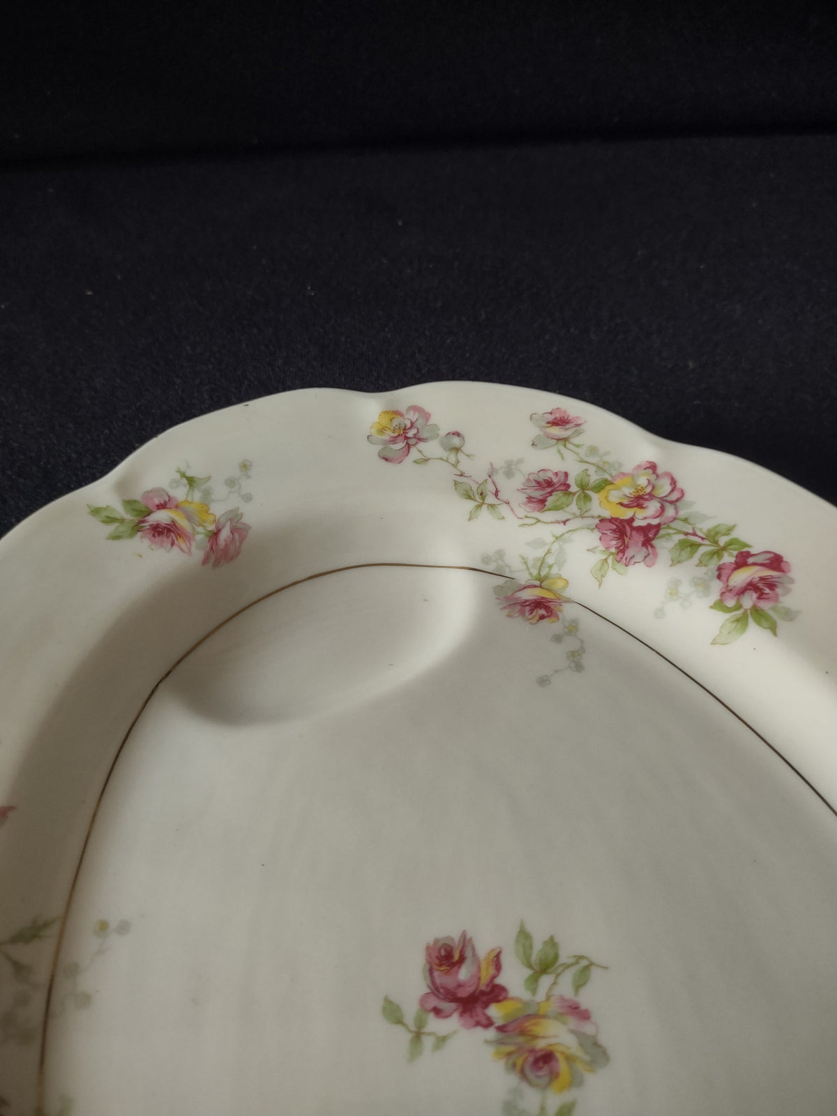 Vintage Lamberton China Dorset platter additional detail