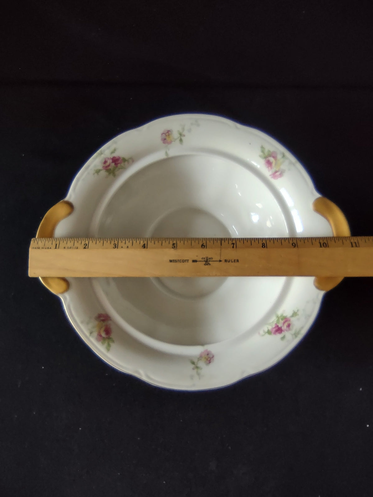 Vintage Theodore Haviland NY Dorset bowl underside showing backstamp