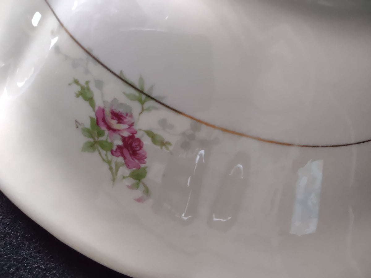 Vintage Theodore Haviland NY Dorset bowl underside discoloration detail