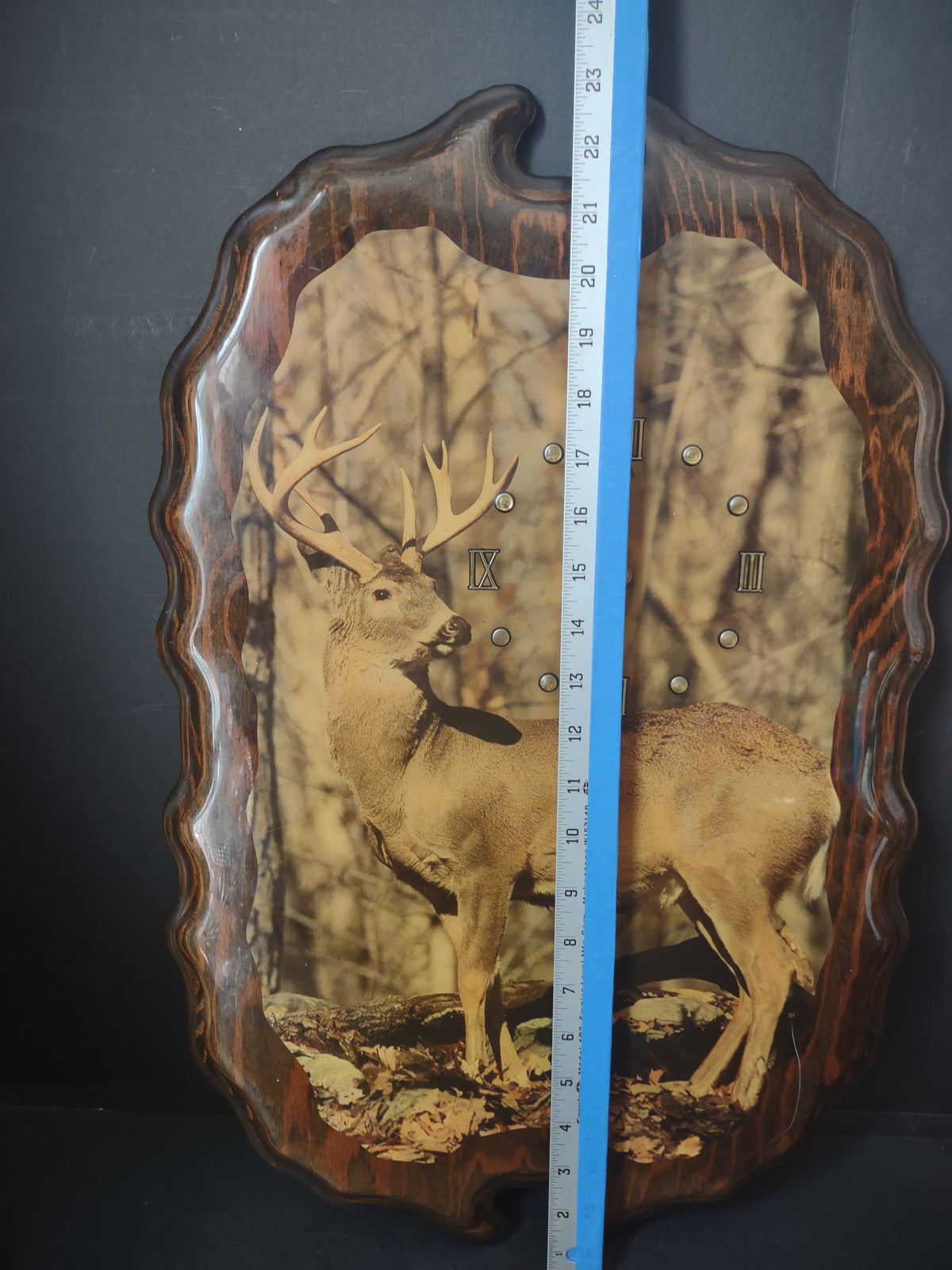 Vintage Whitetail Buck Deer Wood Plaque Wall Clock Does NOT Work[7339]