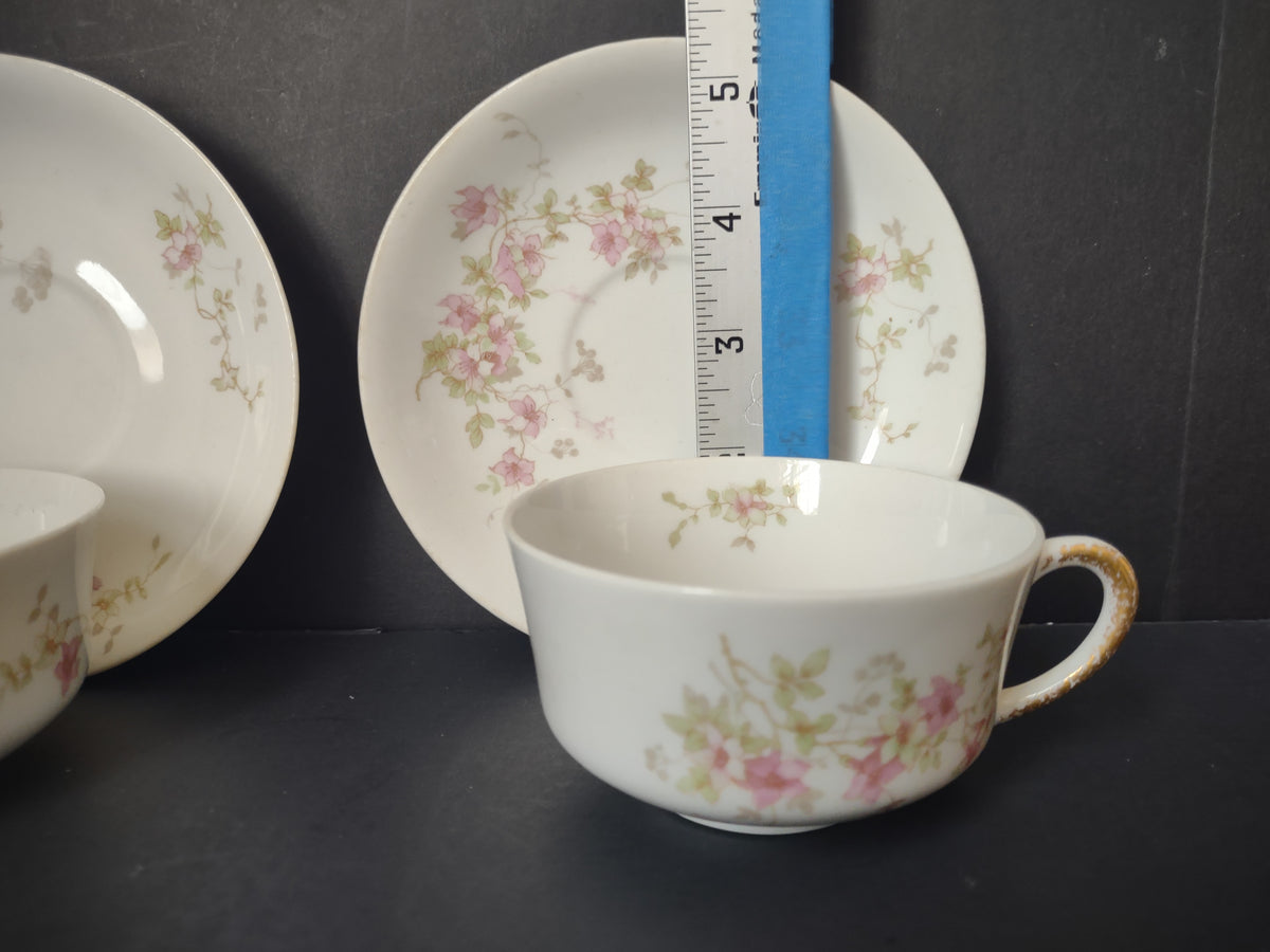 Vintage O.P.Co. Syracuse China Floral Cup & Saucer Set of 3 [7283]