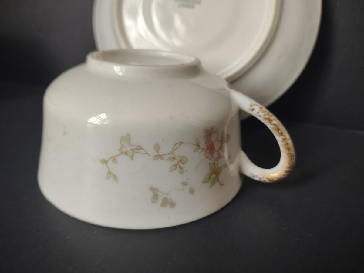 Vintage O.P.Co. Syracuse China Floral Cup & Saucer Set of 3 [7283]