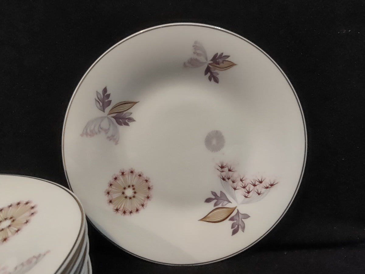 Vintage Theodore Haviland NY Meadow Lace Plate Set of 8 Purple Floral [7272]