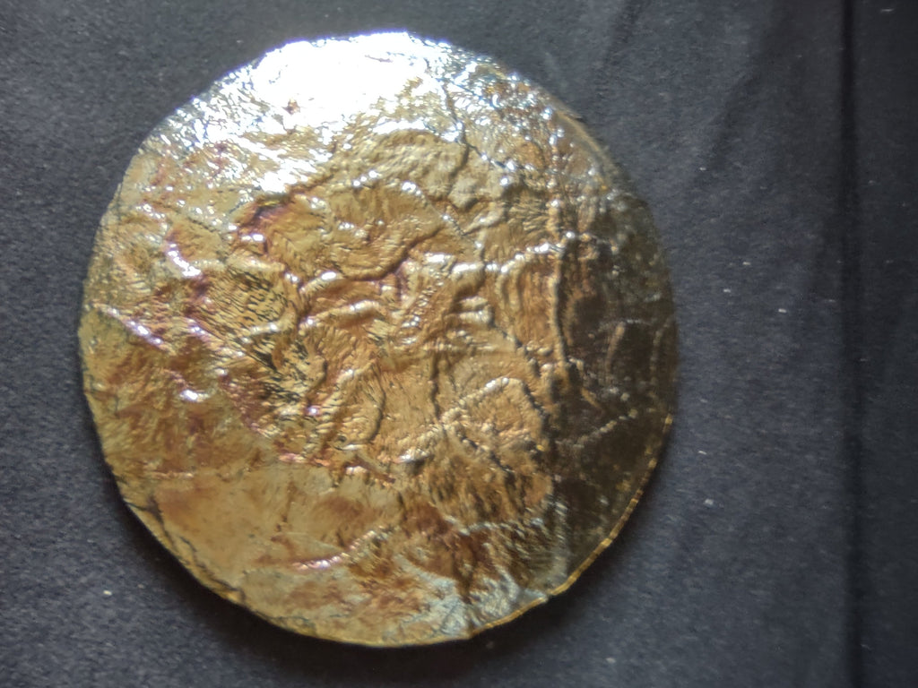 Front view: JSG Oceana bronze gold hammered art glass plate on display stand