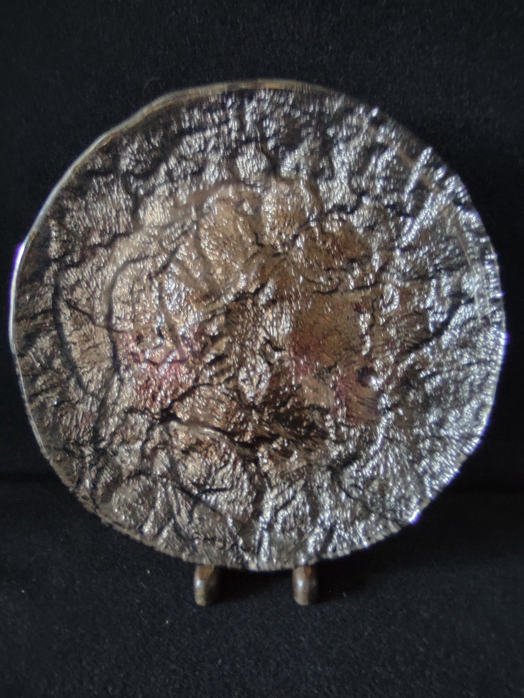JSG Oceana bronze black art glass plate - close-up of textured crackled surface