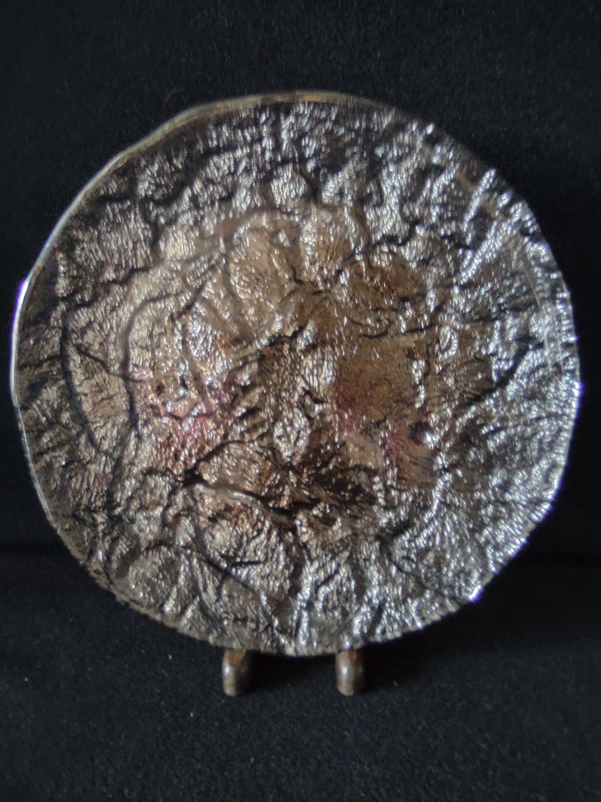 JSG Oceana bronze black art glass plate - close-up of textured crackled surface