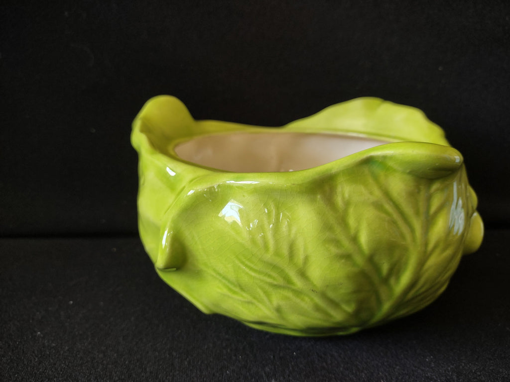 Holland Mold cabbage leaf ceramic bowl - top view showing ruffled leaf edges
