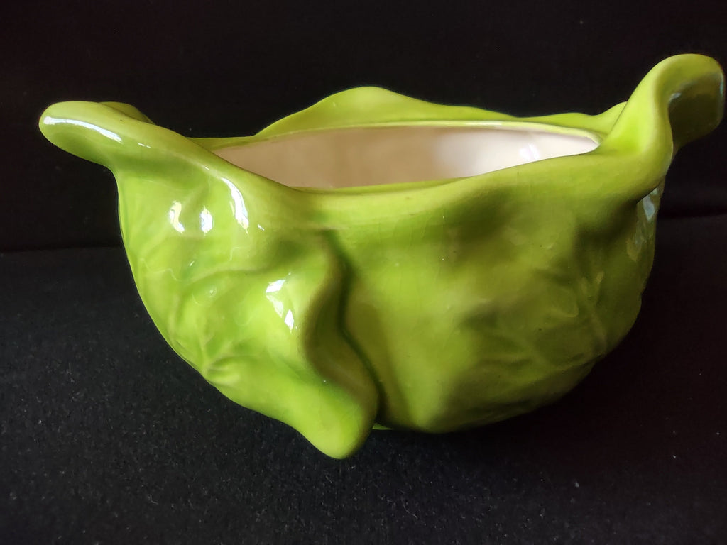 Holland Mold cabbage leaf ceramic bowl - backstamp close-up reading Holland Mold