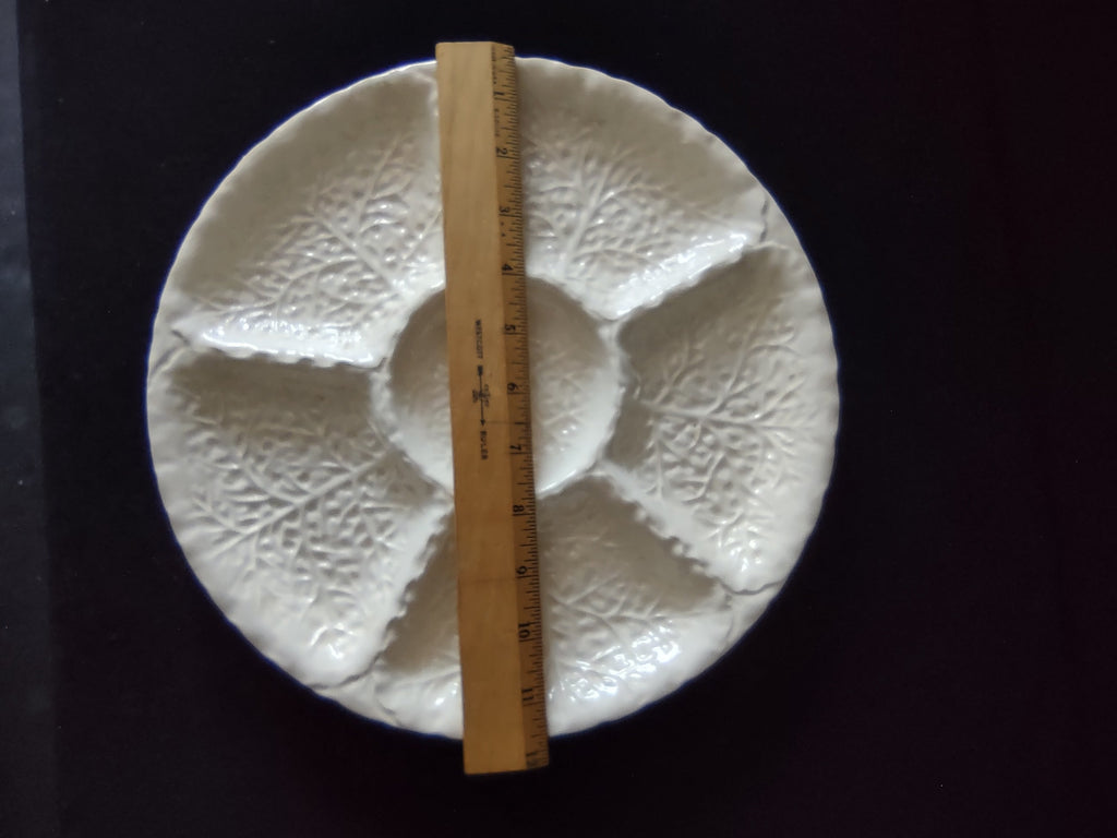 Vintage Greek Pottery Cabbage Leaf Tray - section detail view