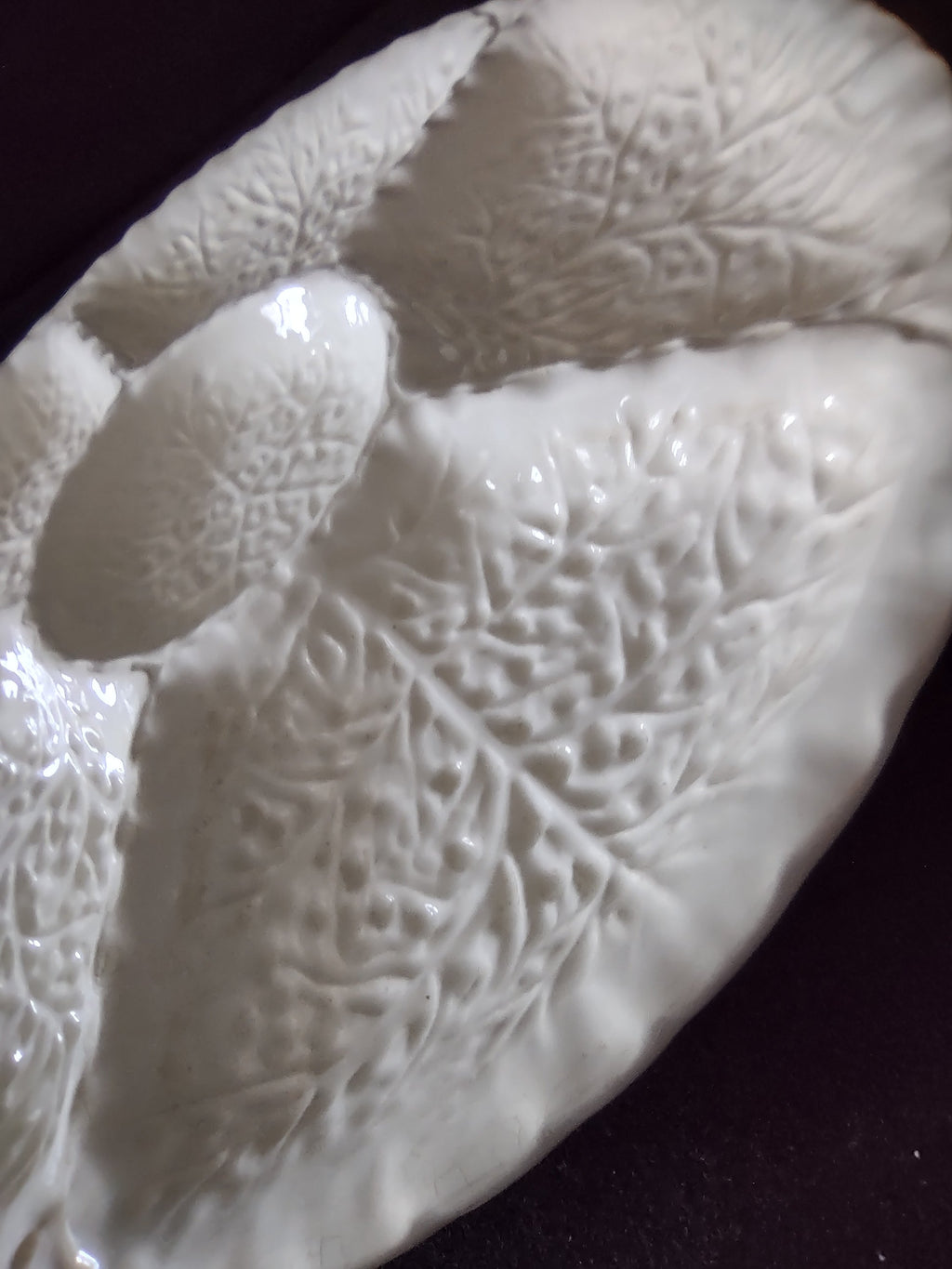 Vintage Greek Pottery Cabbage Leaf Tray - side profile view