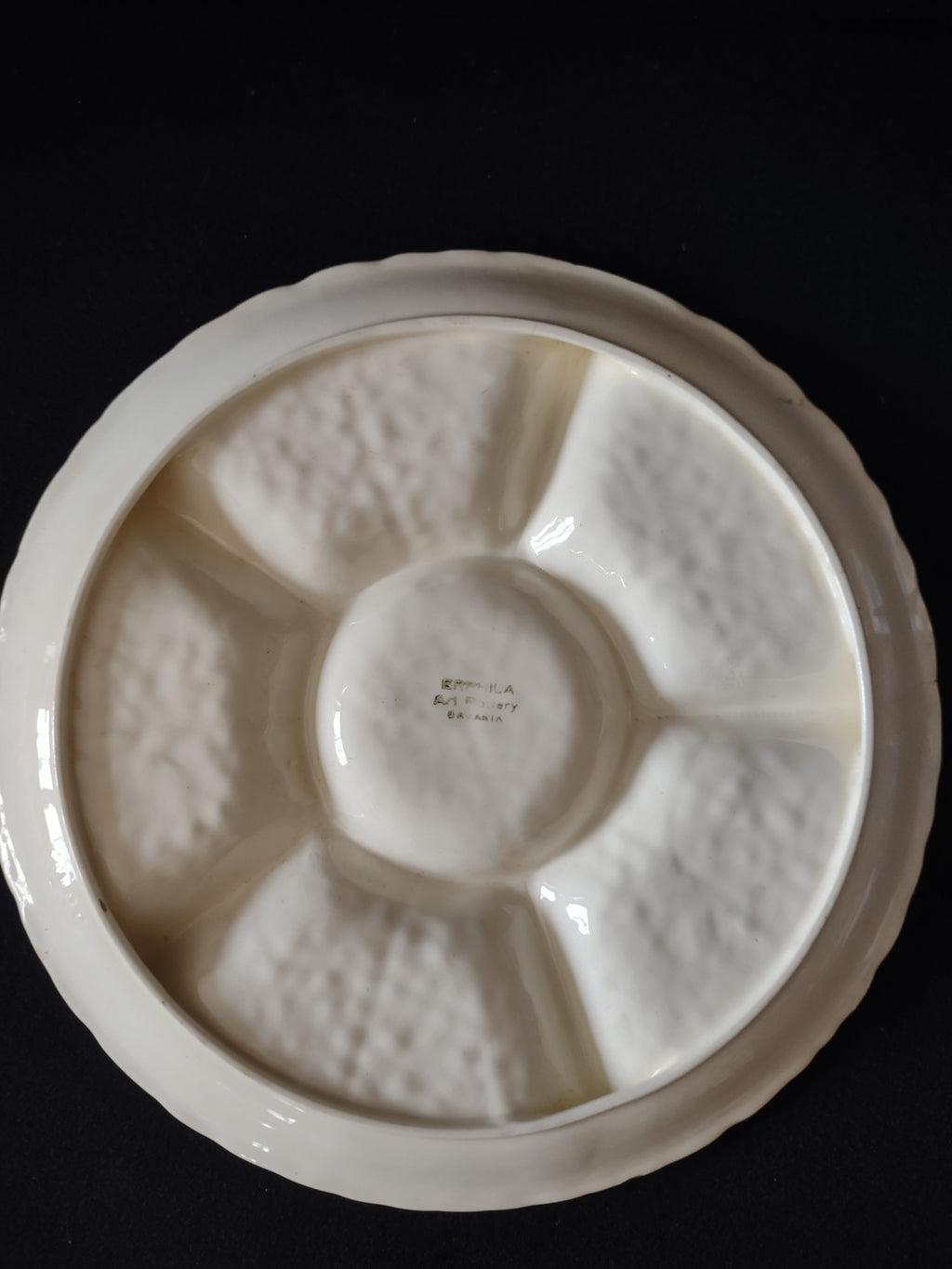 Vintage Greek Pottery Cabbage Leaf Tray - foot rim showing discoloration consistent with age