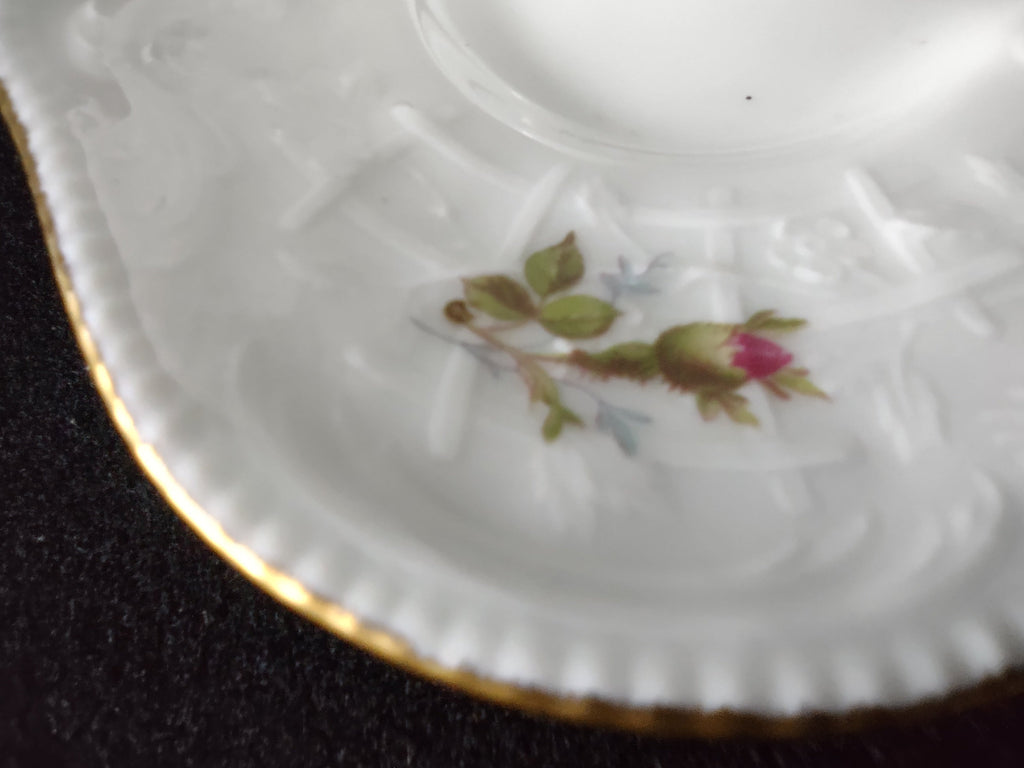 Rosenthal Sanssouci gravy boat with underplate - side view with rose motif