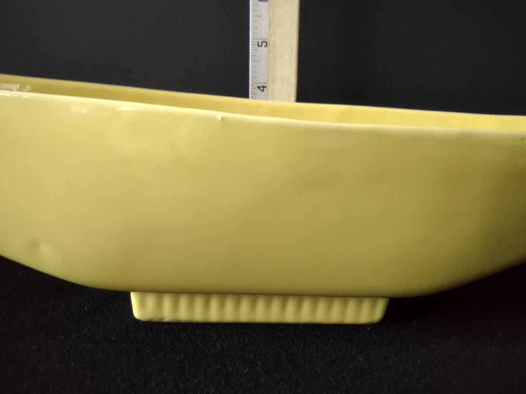 Vintage Shawnee USA Yellow Ceramic Boat Dish - interior recessed panel detail