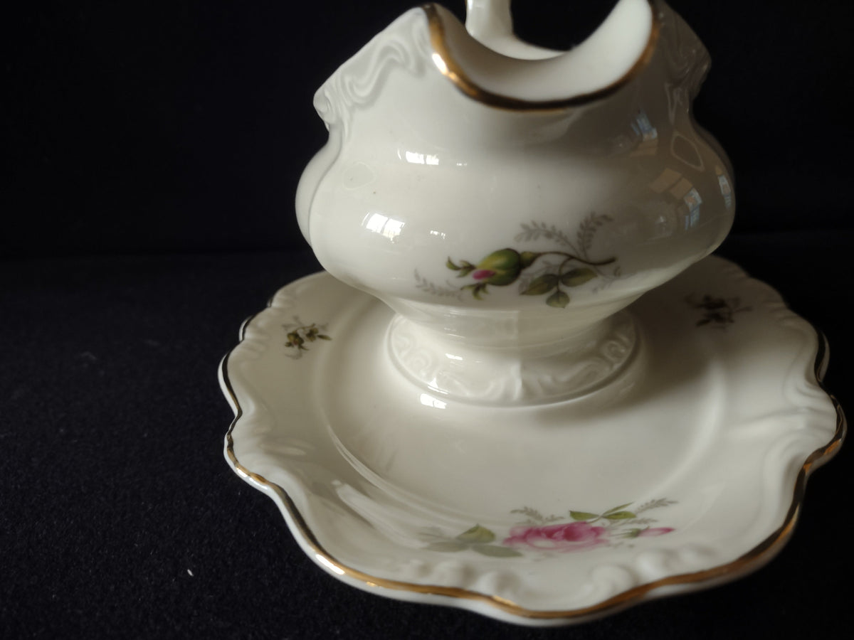 Rosenthal Pompadour gravy boat and underplate front view