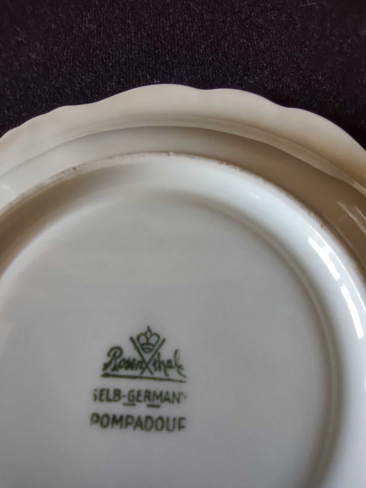Rosenthal Pompadour saucer - interior view with rosebud sprigs