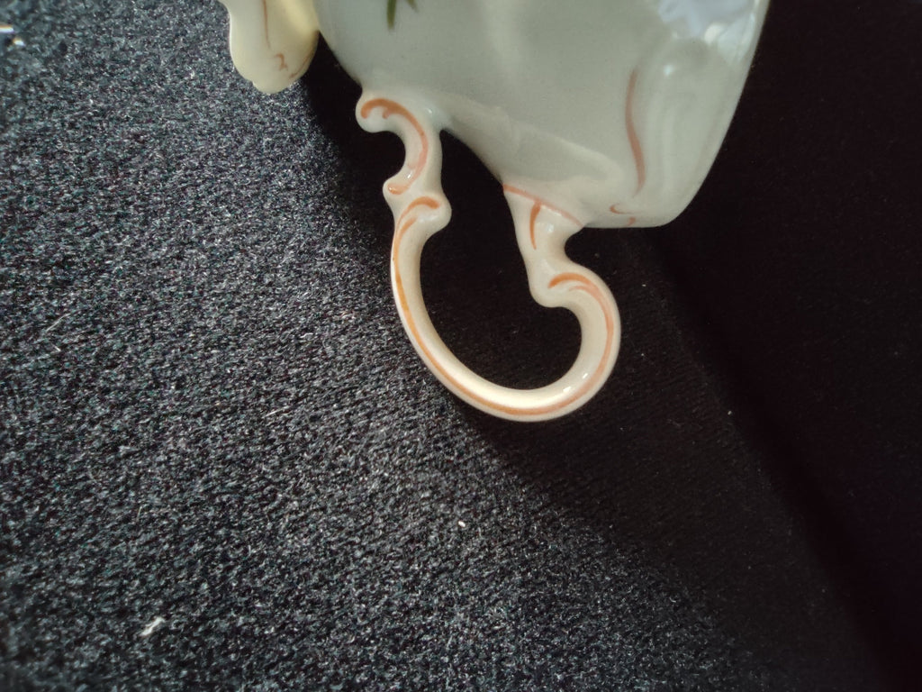 Rosenthal Pompadour tea cup - rose detail close-up