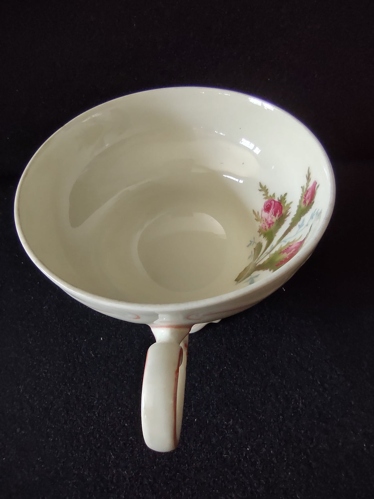 Rosenthal Pompadour Moss Rose cup handle view
