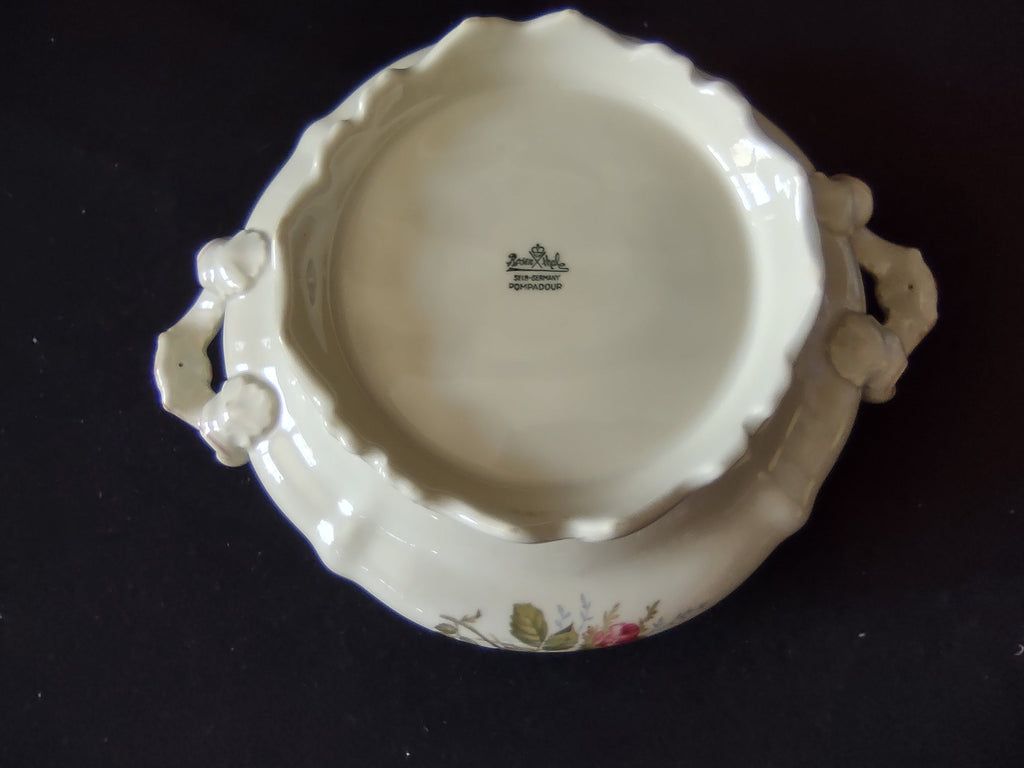 Rosenthal Pompadour tureen lid finial close-up
