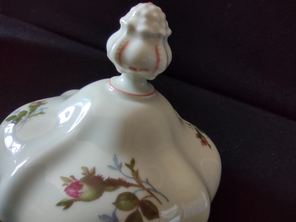 Vintage Pink Rose Rococo Teapot - interior with built-in strainer