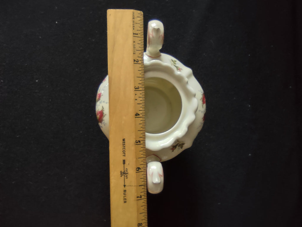 Creamer top view interior